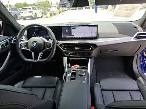 Used 2025 BMW 430i Coupe w/ M Sport Package RWD image 10