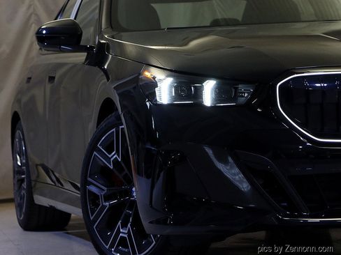 Used 2026 BMW 540i xDrive image 4