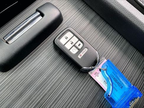 Used 2022 Honda Pilot Touring image 30