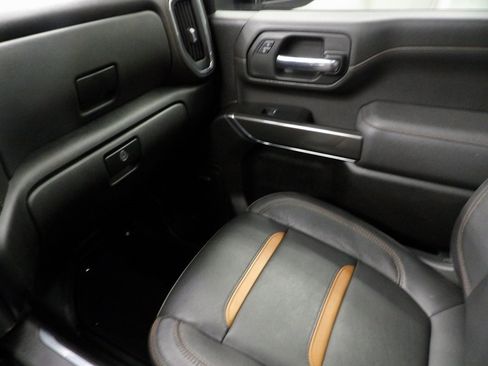 Used 2023 GMC Sierra 2500 AT4 w/ AT4 Preferred Package image 25