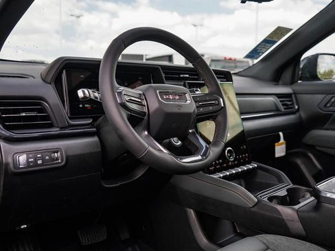 New 2026 GMC Terrain AT4 w/ Convenience Package III image 19