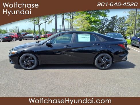 New 2026 Hyundai Elantra Sport FWD image 2