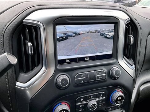 Used 2022 Chevrolet Silverado 1500 LT Trail Boss w/ Convenience Package II image 13