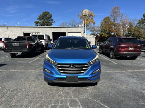 Used 2016 Hyundai Tucson SE w/ Option Group 02 image 4