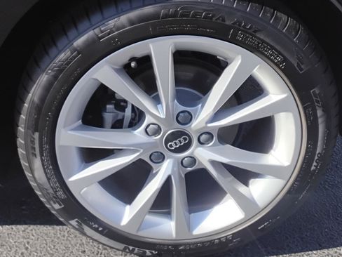 Certified 2025 Audi A3 2.0T Premium image 12