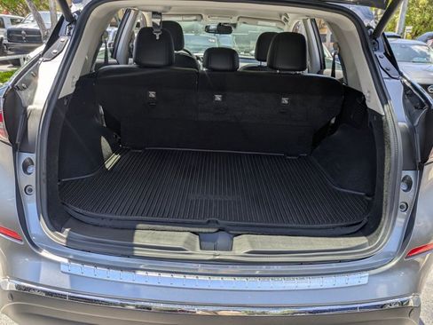 Certified 2023 Nissan Murano SL w/ Cargo Package FWD image 6