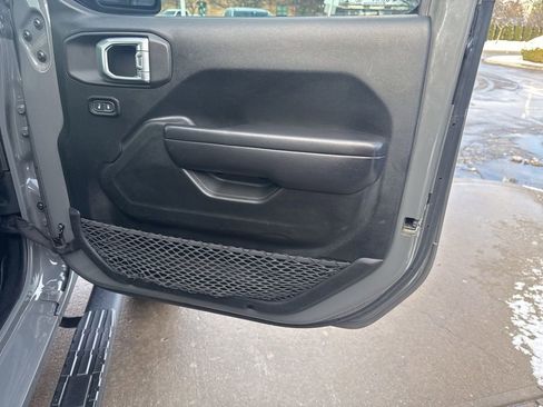 Used 2021 Jeep Wrangler Unlimited Sport image 42