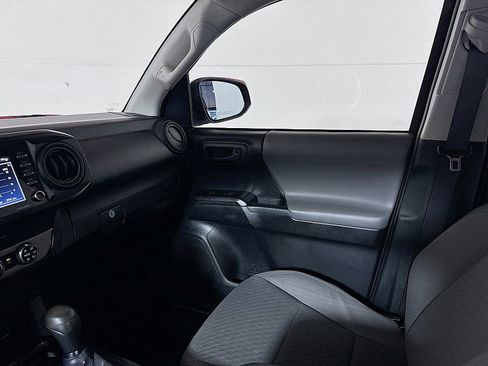 Used 2020 Toyota Tacoma SR image 22