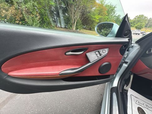 Used 2006 BMW M6 Coupe RWD image 9
