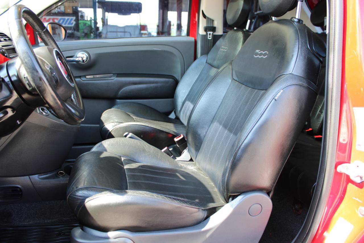 Used 2012 FIAT 500 Lounge w/ Luxury Leather Pkg FWD image 18