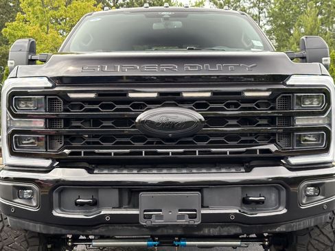 Used 2026 Ford F250 Platinum w/ Tremor Off-Road Package AWD/4WD image 19