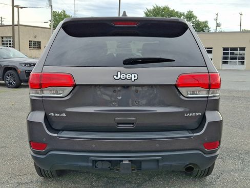 Used 2016 Jeep Grand Cherokee Laredo w/ Quick Order Package 23E AWD/4WD image 5