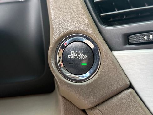 Used 2015 GMC Yukon SLT w/ HD Trailering Package image 23