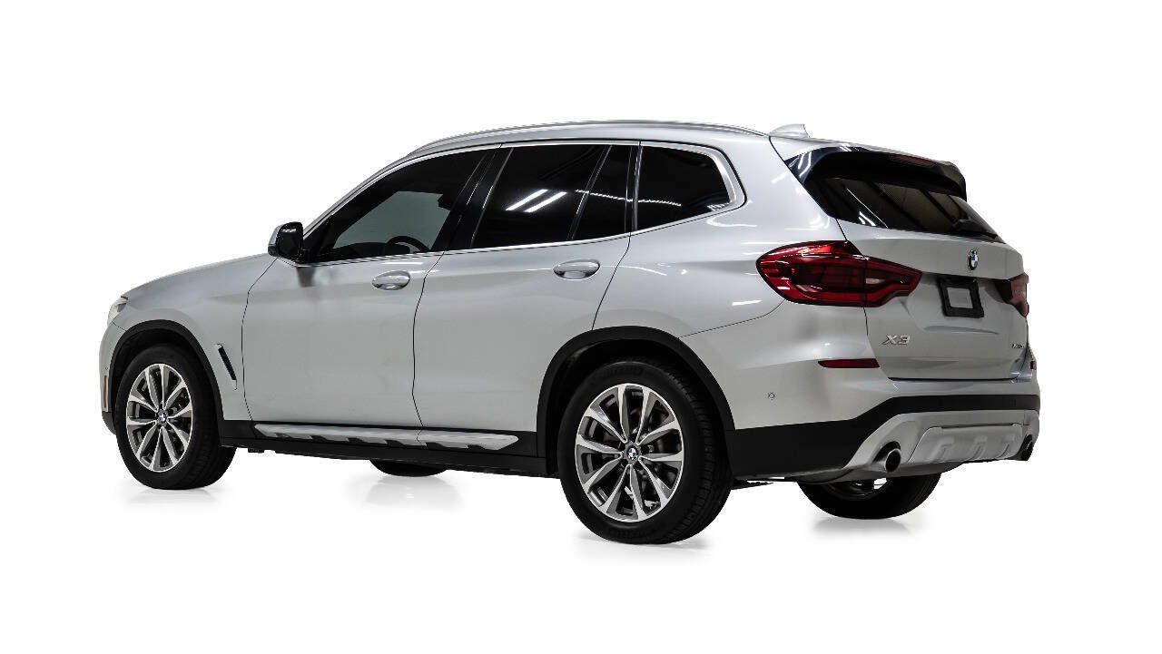 Used 2019 BMW X3 xDrive30i w/ Executive Package AWD/4WD image 4