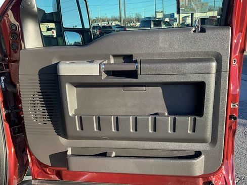 Used 2015 Ford F350 Lariat w/ Lariat Ultimate Package image 33