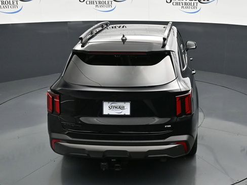 Used 2025 Kia Sorento SX Prestige w/ Olive Brown Leather Package image 14
