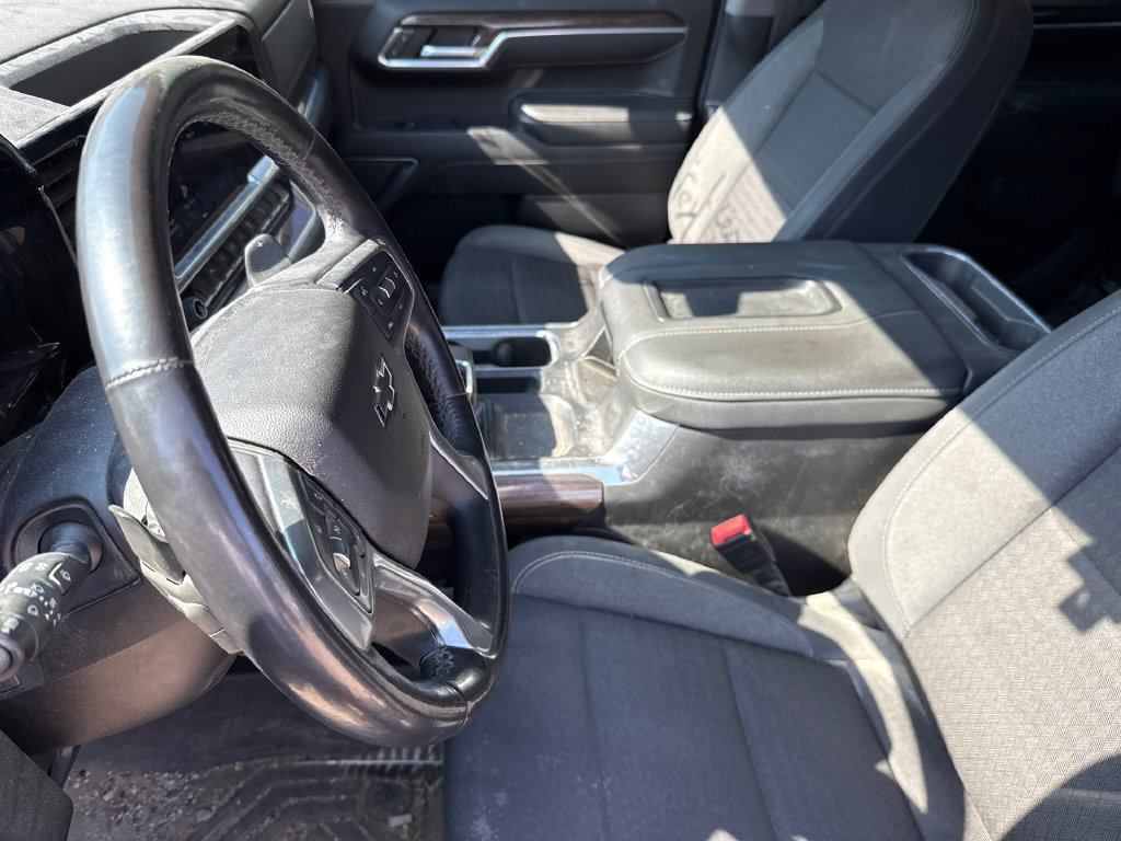 Used 2022 Chevrolet Silverado 1500 RST w/ Z71 Off-Road Package AWD/4WD image 16