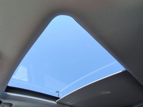 Certified 2020 Chevrolet Equinox Premier FWD image 24