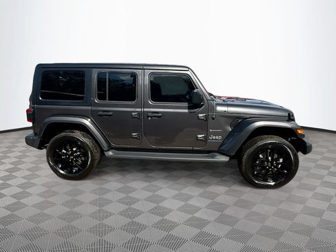Used 2023 Jeep Wrangler Unlimited Sahara w/ Cold Weather Group AWD/4WD image 5