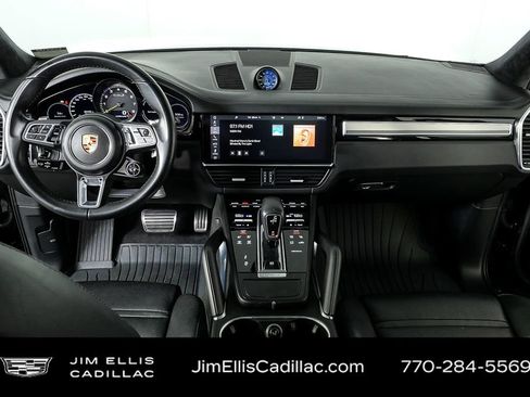 Used 2021 Porsche Cayenne Turbo S w/ Premium Package Plus image 21