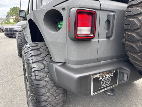 Used 2021 Jeep Wrangler Unlimited Sport AWD/4WD image 46