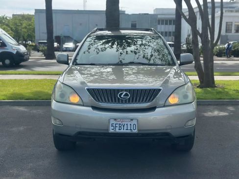 Used 2004 Lexus RX 330 FWD image 2