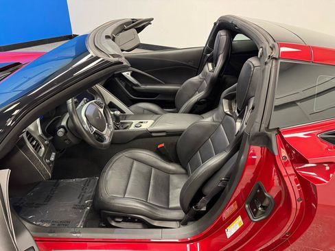Used 2015 Chevrolet Corvette Z06 w/ 2LZ Preferred Equipment Group RWD image 16