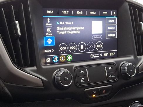 Used 2023 GMC Terrain AT4 image 17