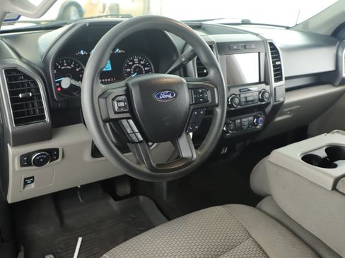 Used 2020 Ford F150 XLT image 11