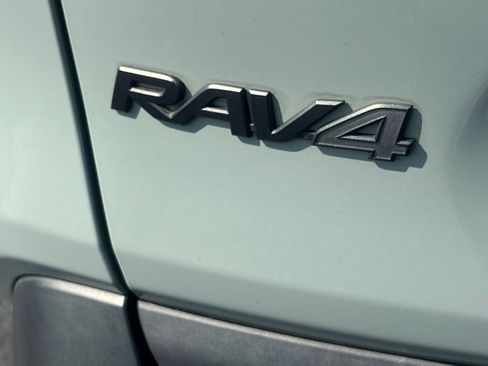 Used 2020 Toyota RAV4 Adventure AWD/4WD image 5
