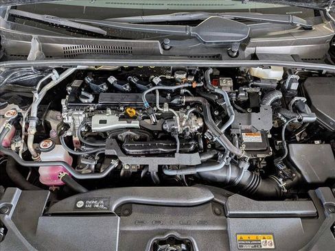Used 2024 Toyota Prius LE FWD image 25