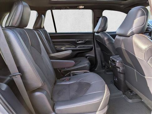 Certified 2025 Toyota Grand Highlander AWD Hybrid image 21
