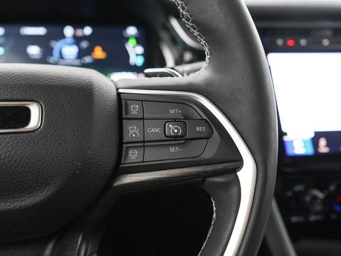 Used 2023 Jeep Grand Cherokee 4WD 4xe image 26