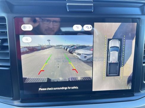 New 2026 Ford F250 XLT w/ XLT Premium Package image 25