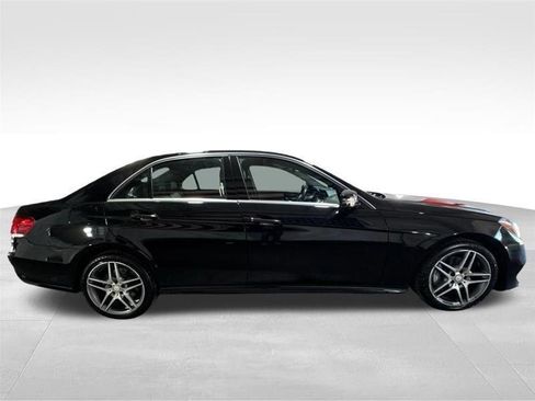 Used 2014 Mercedes-Benz E 350 4MATIC Sedan image 4