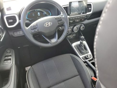 New 2026 Hyundai Venue SEL image 10