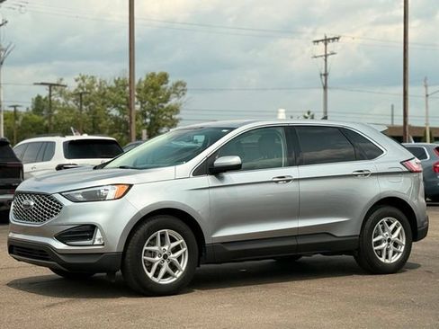 Certified 2023 Ford Edge SEL w/ Convenience Package AWD/4WD image 37