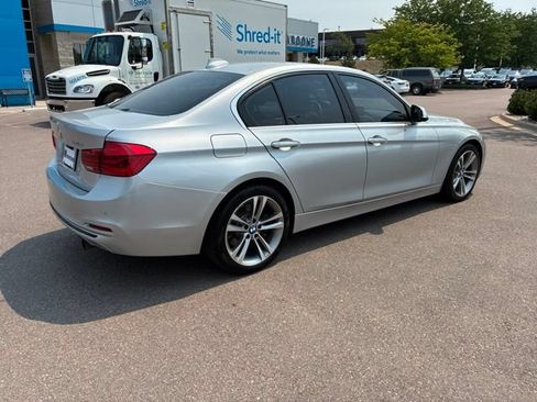 Used 2016 BMW 340i xDrive Sedan AWD/4WD image 6