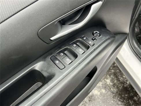 Used 2024 Hyundai Santa Cruz SEL w/ Activity Package image 15