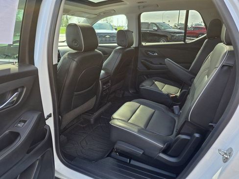 Used 2021 Chevrolet Traverse High Country FWD image 10