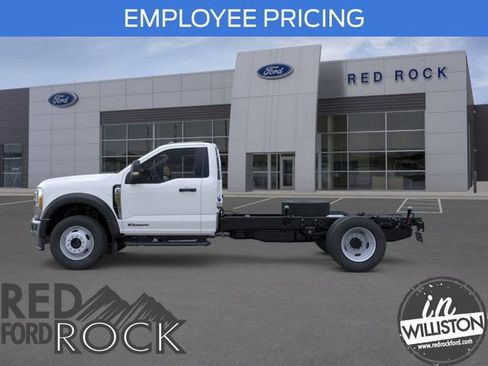 New 2025 Ford F550 4x4 Regular Cab Super Duty w/ XL Chrome Package image 4