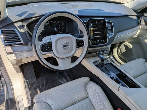 Used 2022 Volvo XC90 T6 Inscription w/ Advanced Package AWD/4WD image 17