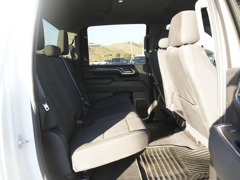 Used 2025 Chevrolet Silverado 2500 LT w/ Convenience Package image 23