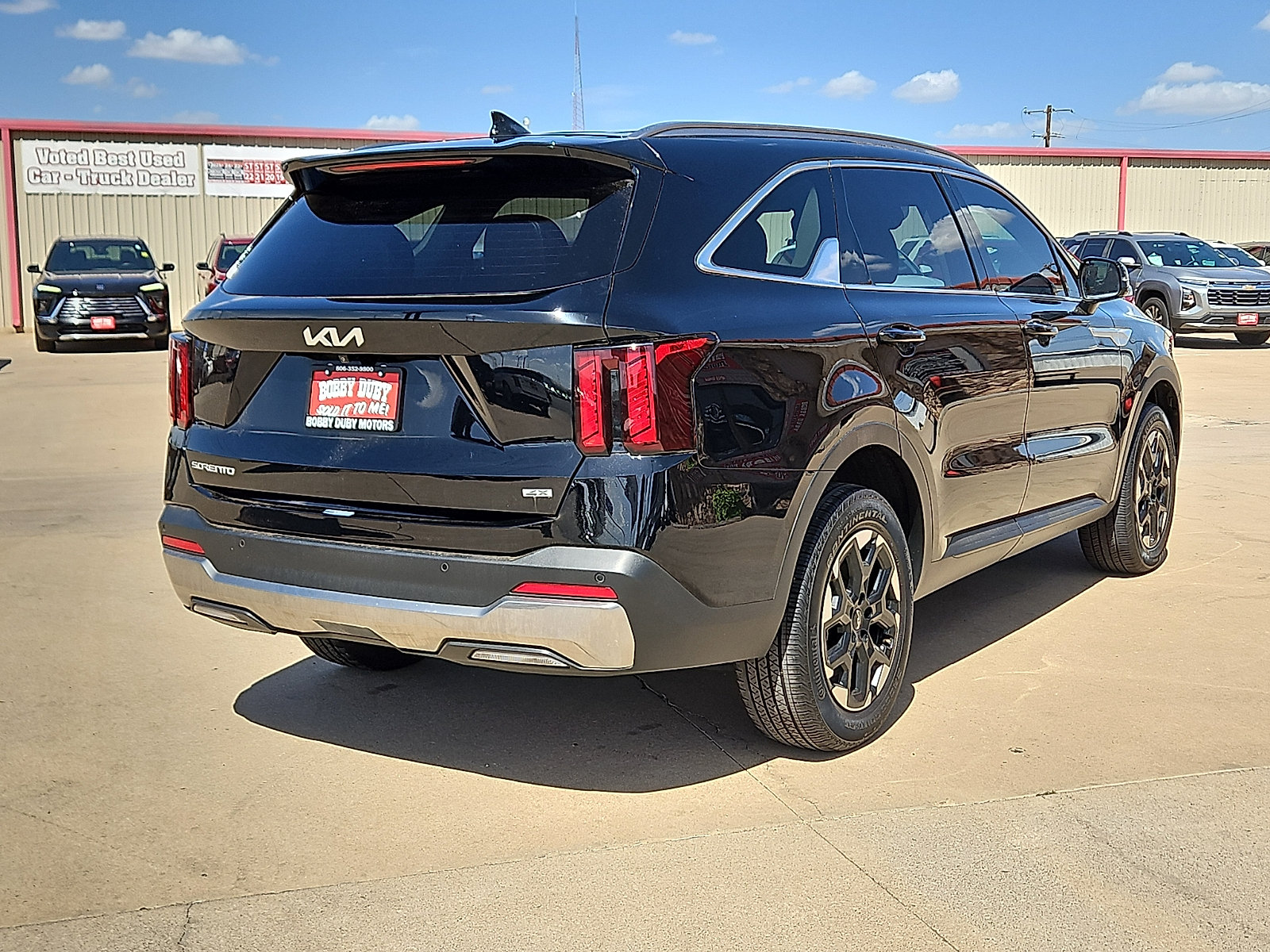 Used 2024 Kia Sorento S AWD/4WD image 3