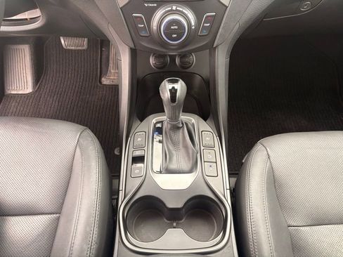 Used 2017 Hyundai Santa Fe Limited FWD image 22