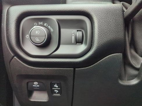 Used 2020 RAM 1500 Lone Star image 22