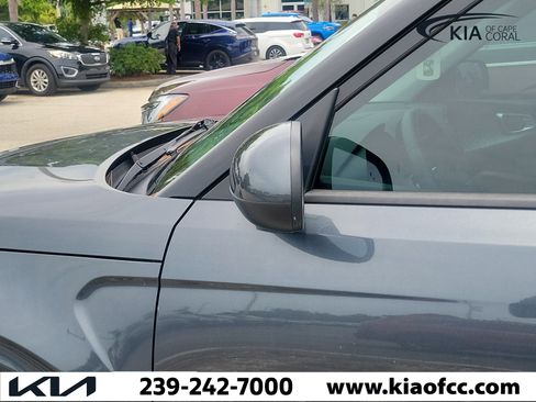 Certified 2024 Kia Soul EX w/ Option Group 015 FWD image 5
