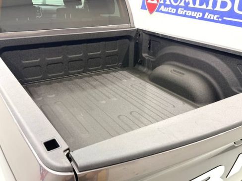 Used 2026 RAM 2500 Big Horn AWD/4WD image 13