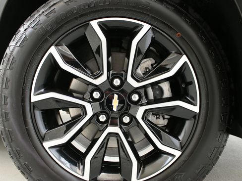 Certified 2023 Chevrolet TrailBlazer ACTIV w/ Sun and Liftgate Package FWD image 31