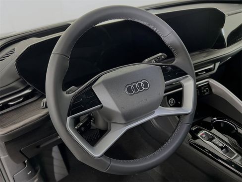 New 2025 Audi Q5 Premium Plus image 11